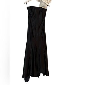 Jessica McClintock Black Strapless Gown